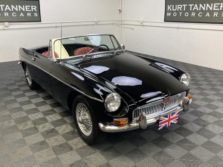 Thumbnail Photo undefined for 1965 MG MGB